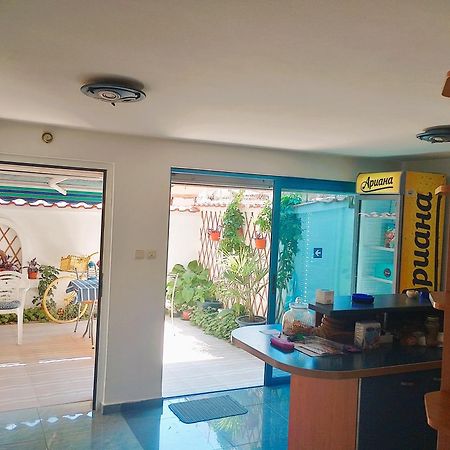 Lira Sto Apartments Поморие Экстерьер фото