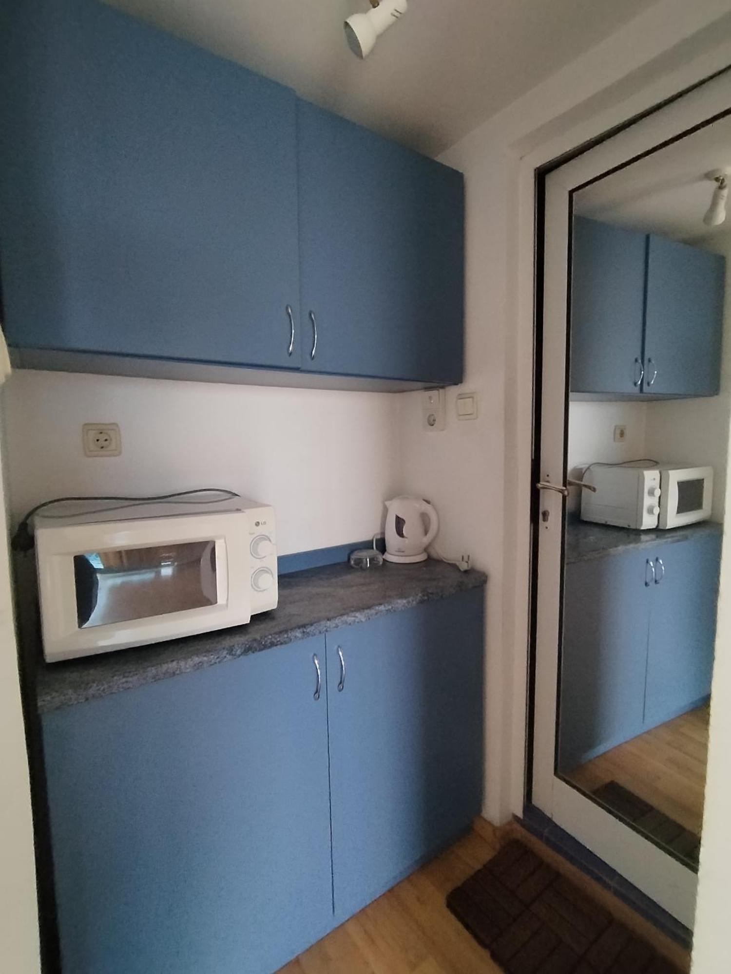 Lira Sto Apartments Поморие Экстерьер фото