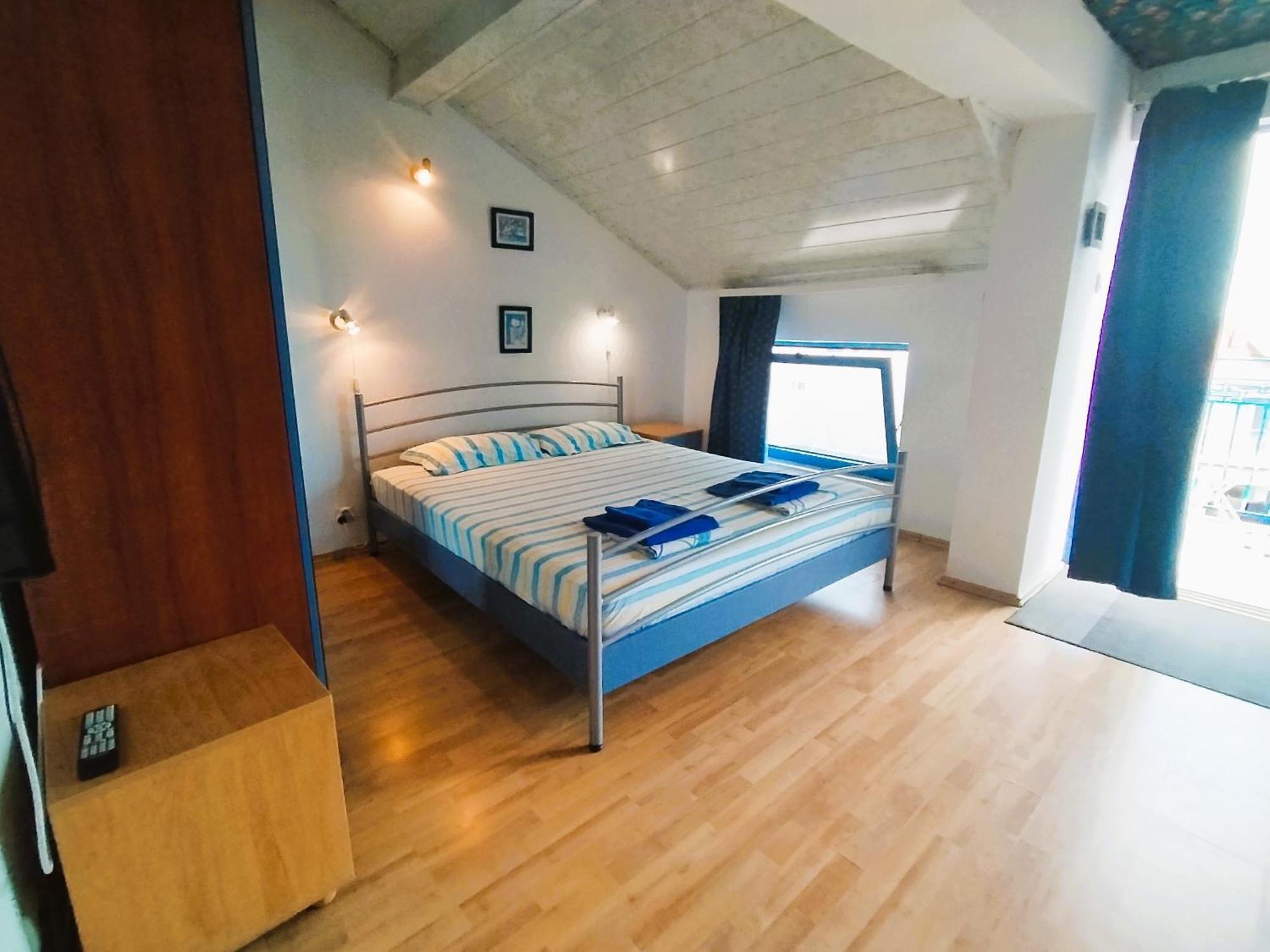 Lira Sto Apartments Поморие Экстерьер фото