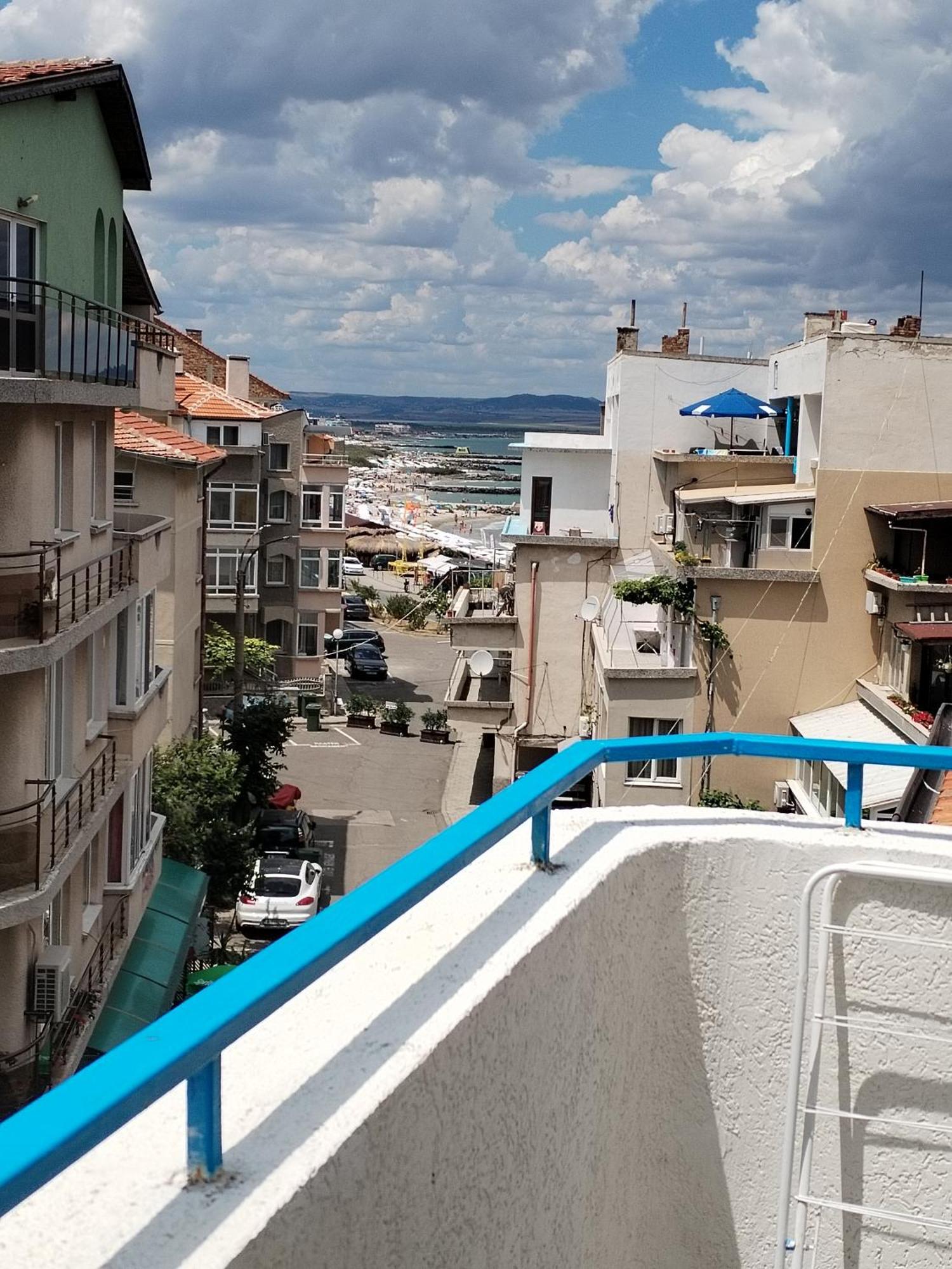 Lira Sto Apartments Поморие Экстерьер фото