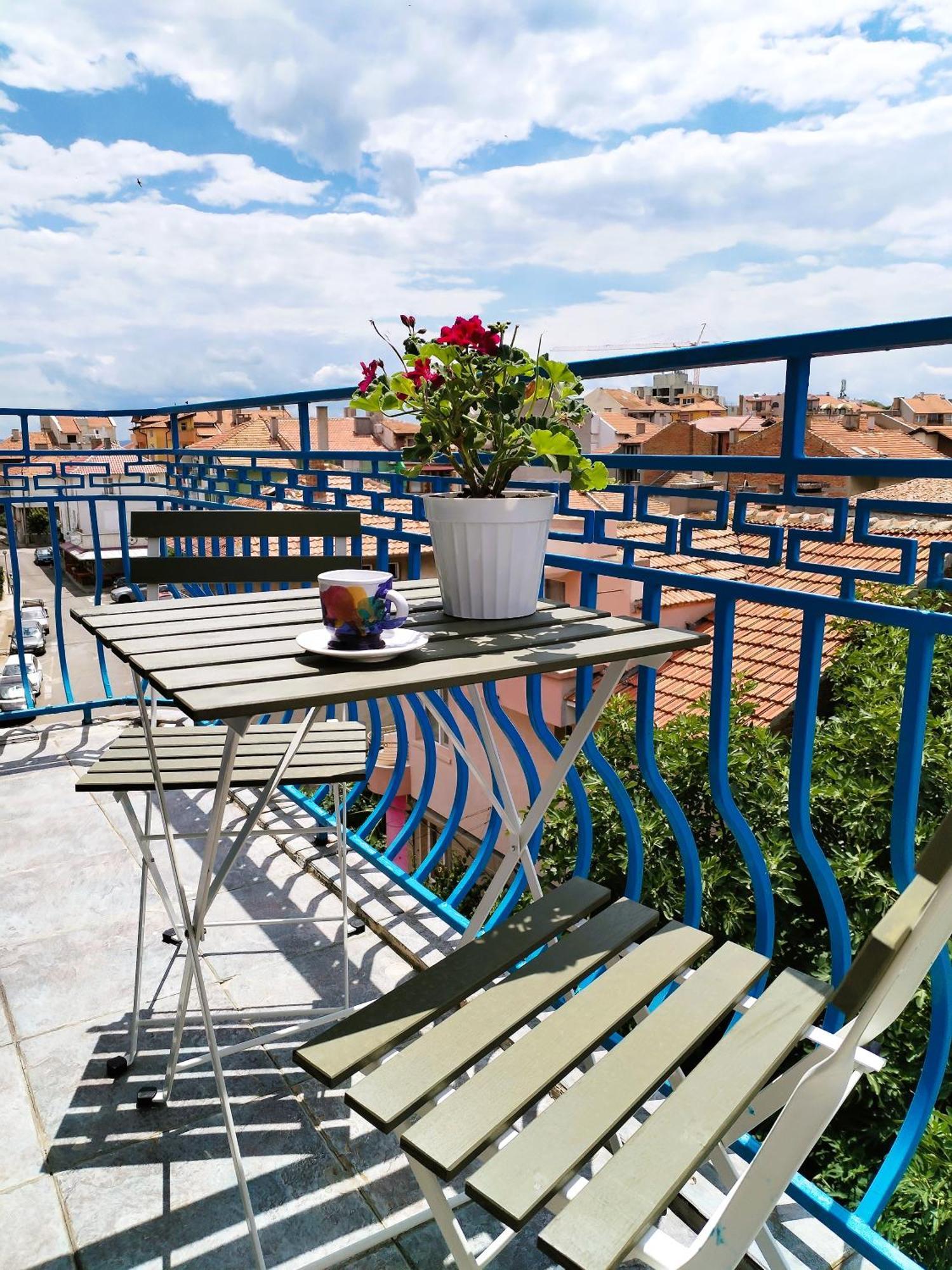 Lira Sto Apartments Поморие Экстерьер фото