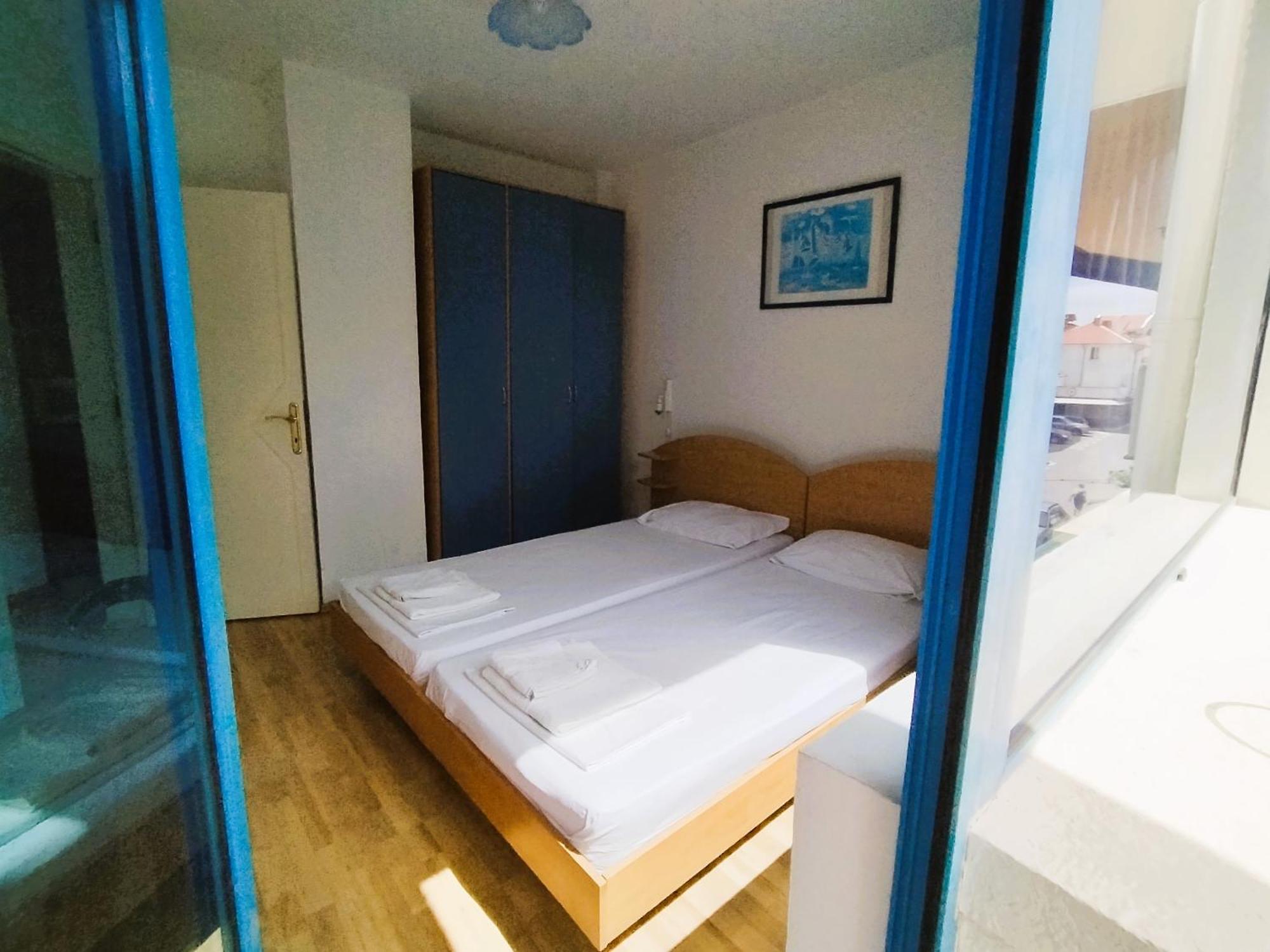 Lira Sto Apartments Поморие Экстерьер фото