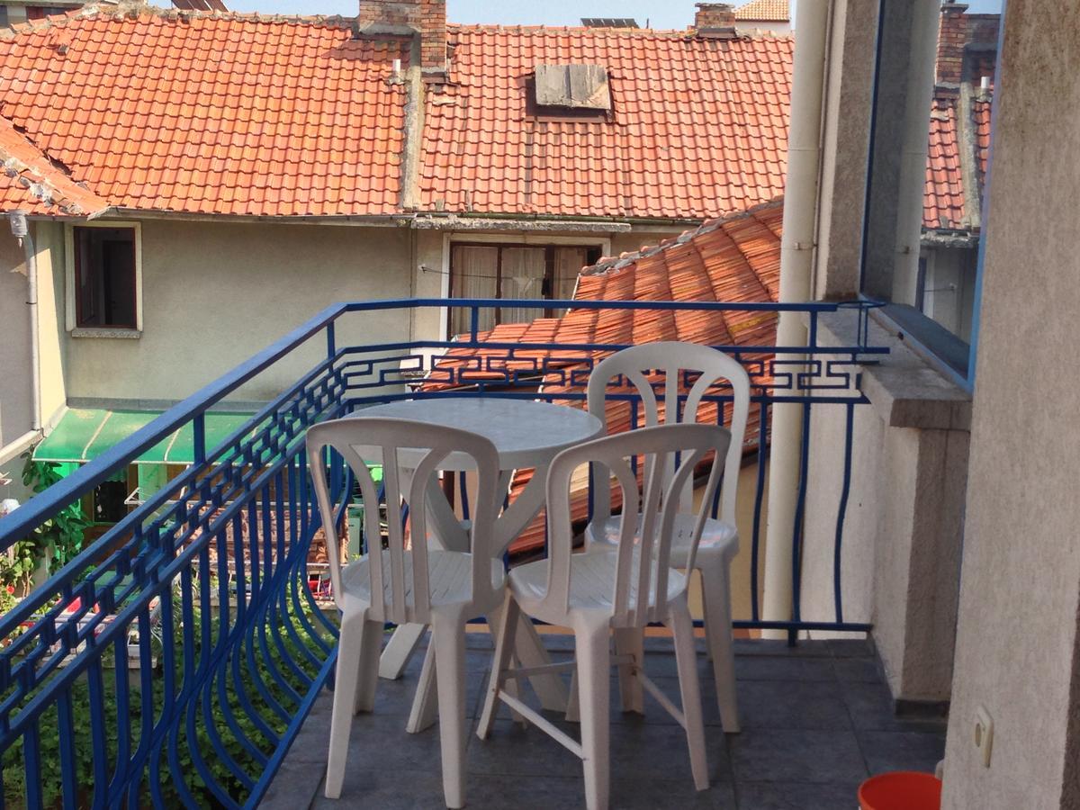 Lira Sto Apartments Поморие Экстерьер фото